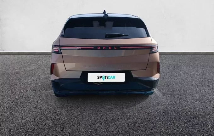 OPEL GRANDLAND Hybrid Rechargeable 195 ch e-DCT7 GS extérieur trois quart arrière droit 991113