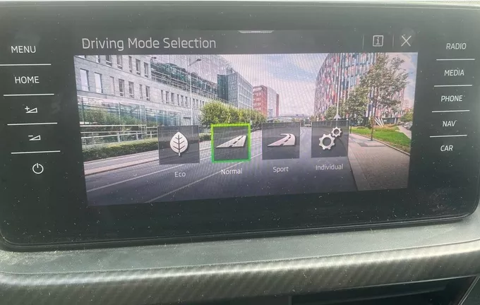 SKODA KAMIQ 1.0 TSI Evo 110 ch DSG7 Monte-Carlo photo 19 2126841