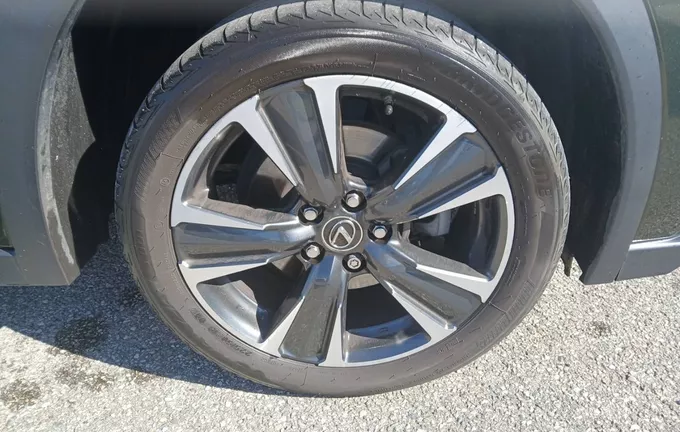 LEXUS UX 250h 2WD Premium Edition photo 9 1103340