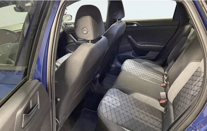 VOLKSWAGEN POLO 1.0 TSI 95 S&S BVM5 R-Line Edition extérieur arrière 2126716