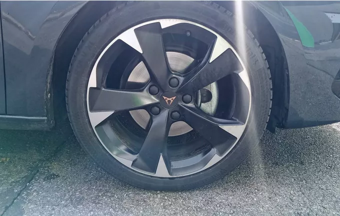CUPRA LEON Sportstourer 1.5 eTSI Hybrid 150 ch DSG7 V photo 12 0421