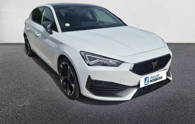 CUPRA LEON 2.0 TDI 150 ch DSG7 V extérieur trois quart avant droit 2130966