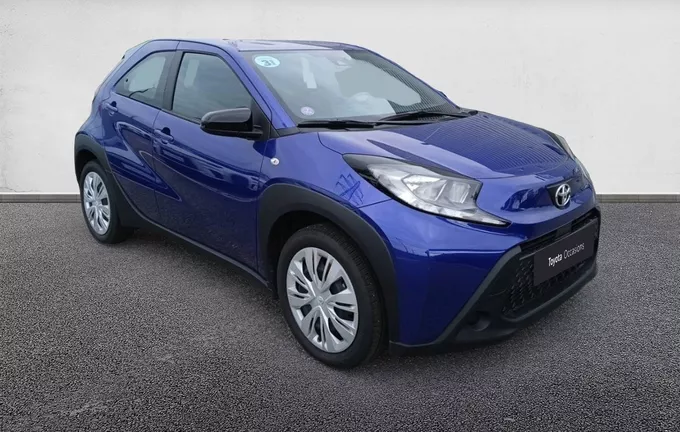 TOYOTA AYGO X 1.0 VVT-i 72 Dynamic extérieur trois quart avant droit 1103354