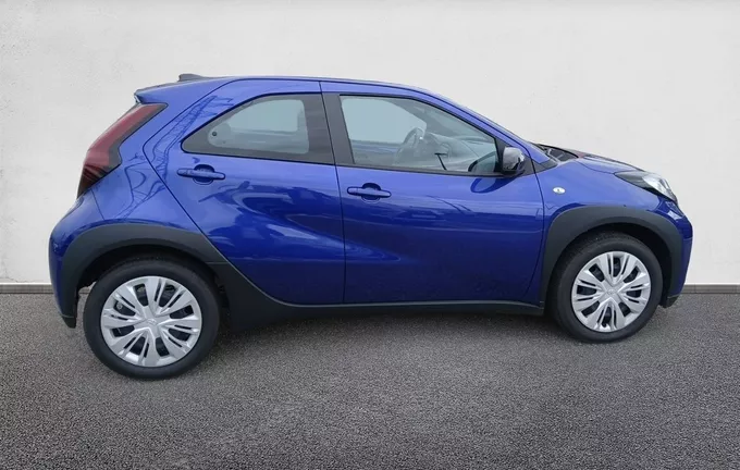 TOYOTA AYGO X 1.0 VVT-i 72 Dynamic extérieur côté droit 1103354