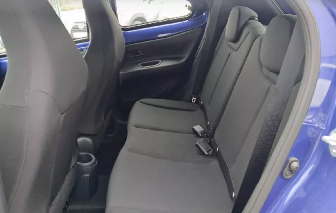 TOYOTA AYGO X 1.0 VVT-i 72 Dynamic photo 17 1103354