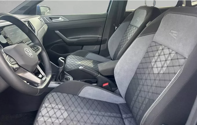 VOLKSWAGEN POLO 1.0 TSI 95 S&S BVM5 R-Line Edition extérieur trois quart arrière droit 2130949