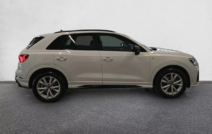 AUDI Q3 35 TDI 150 ch S tronic 7 S line plus extérieur côté droit 2127688