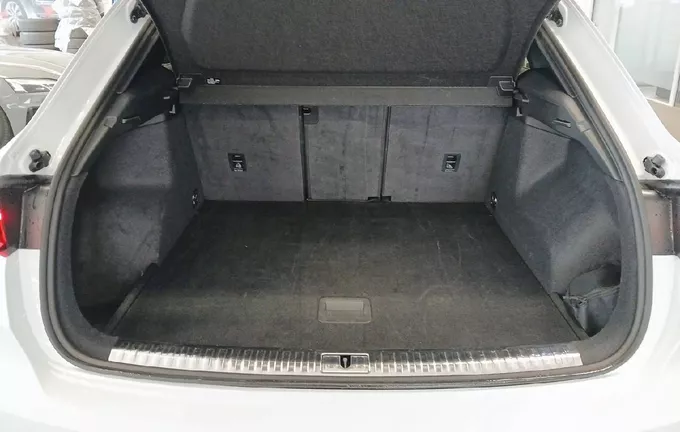 AUDI Q3 35 TDI 150 ch S tronic 7 S line plus photo 10 2127688