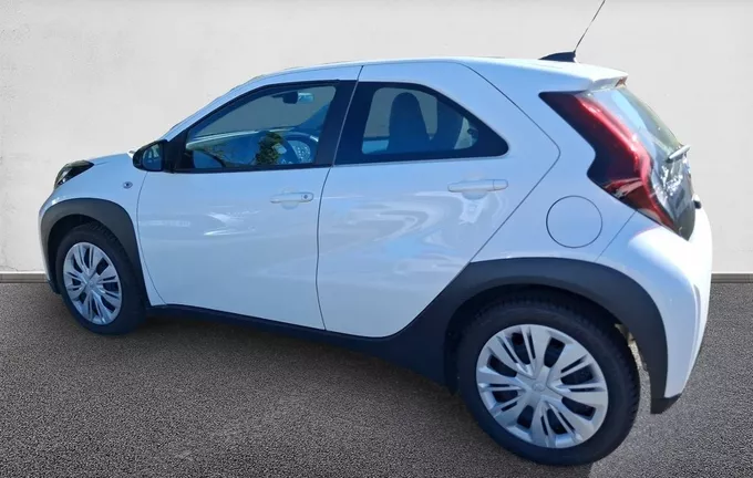 TOYOTA AYGO X 1.0 VVT-i 72 S-CVT Dynamic extérieur trois quart arrière gauche 1103443