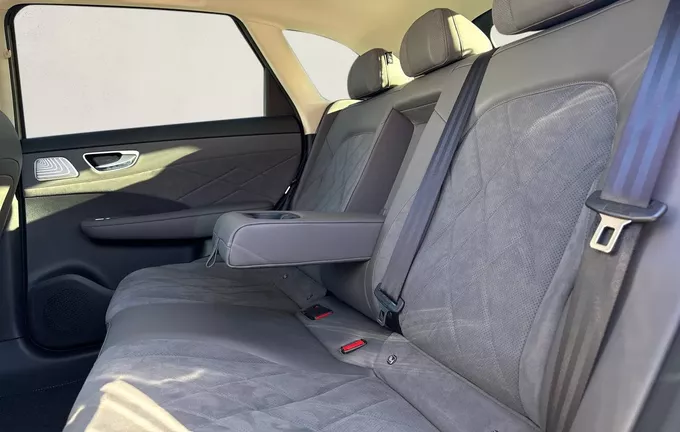 MG MGS6 EV MGS6 EV Luxury photo 17 7869