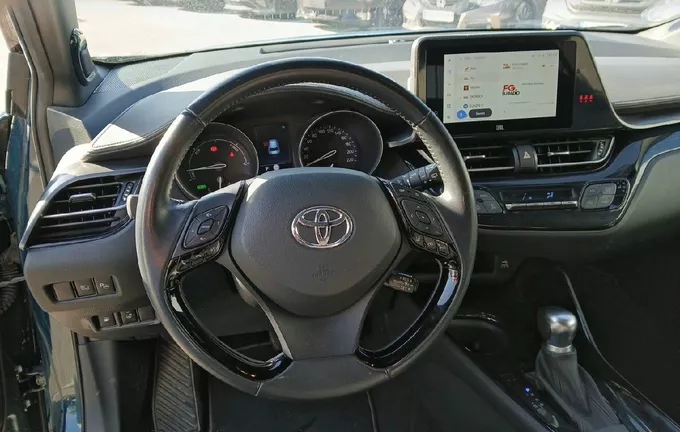 TOYOTA C-HR Hybride 2.0L Collection photo 18 1103772