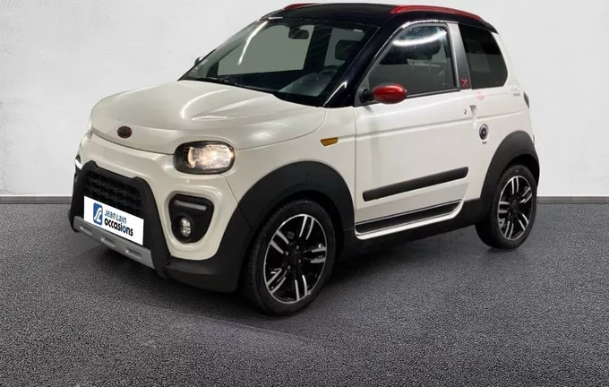 MICROCAR MGO x extérieur trois quart avant gauche 2128116