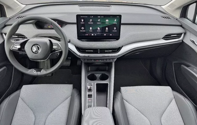 SKODA ENYAQ iV 60 photo 18 9558