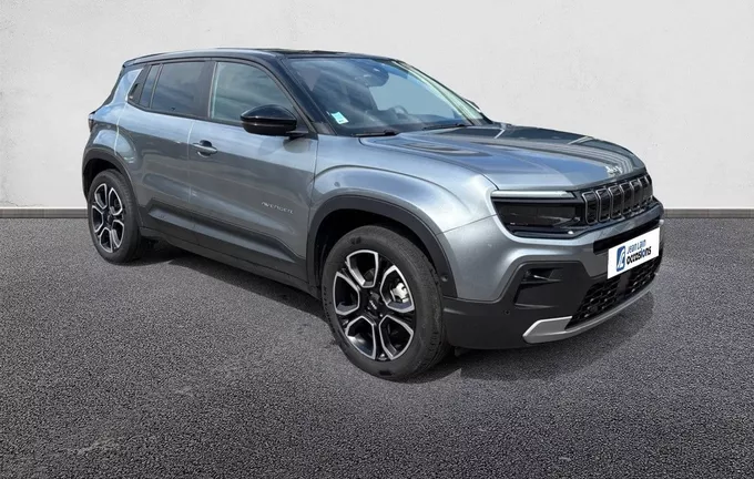 JEEP AVENGER 115 kW 4x2 Summit extérieur trois quart avant droit 2129513