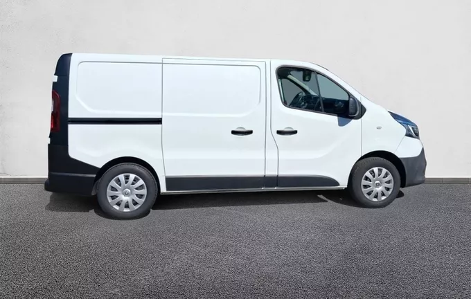 RENAULT TRAFIC FGN L1H1 1000 KG DCI 120 GRAND CONFORT extérieur côté droit 106234