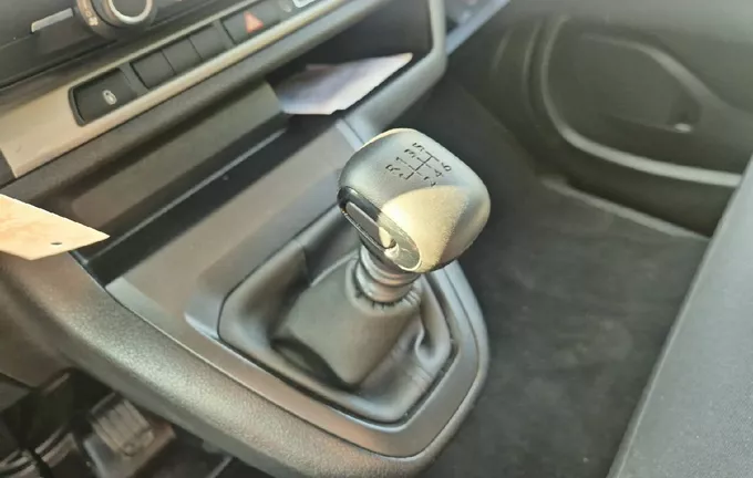 TOYOTA PROACE Combi Long 2.0L 140 D-4D photo 13 1103595