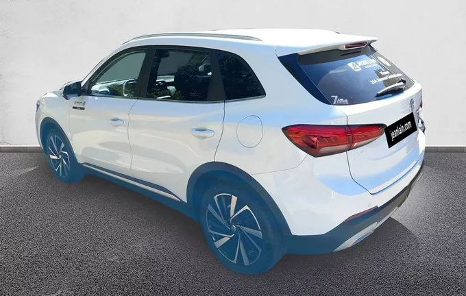 MG ZS 1.5 L Hybrid+ 197 ch Luxury extérieur trois quart arrière gauche 8512