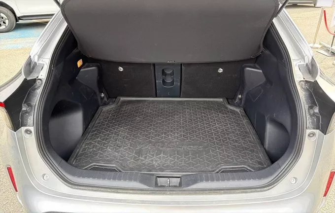 TOYOTA YARIS CROSS Hybride 116h AWD-i Design photo 10 1103912