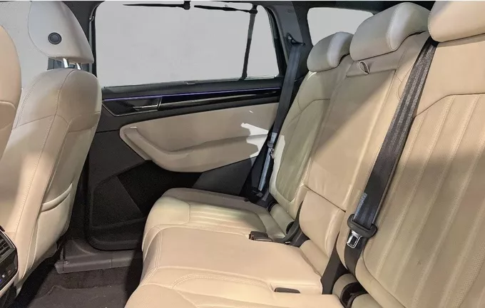 SKODA KODIAQ 2.0 TDI 150 SCR DSG7 5pl Laurin & Klement extérieur arrière 2128683