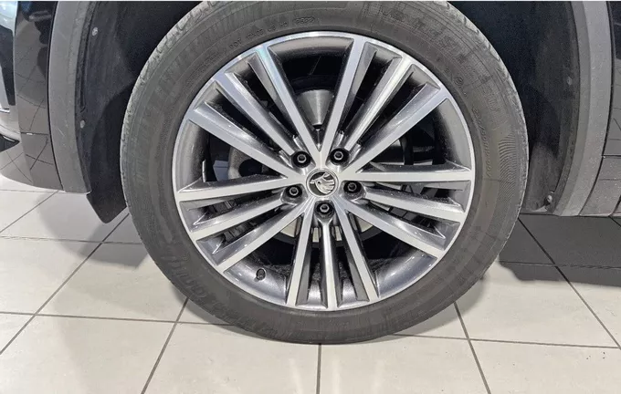 SKODA KODIAQ 2.0 TDI 150 SCR DSG7 5pl Laurin & Klement photo 12 2128683