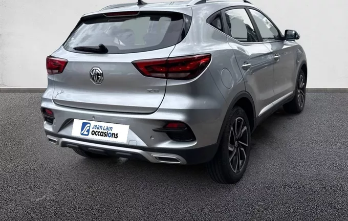 MG ZS 1.0L T-GDI 111ch 2WD Luxury extérieur trois quart arrière droit 601072