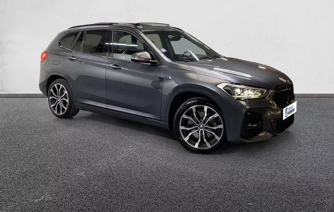 BMW X1 xDrive 25e 220 ch BVA6 M Sport extérieur trois quart avant droit 2126264