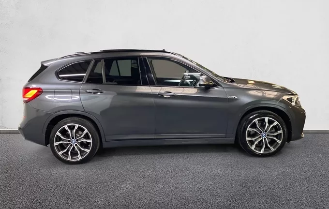 BMW X1 xDrive 25e 220 ch BVA6 M Sport extérieur côté droit 2126264