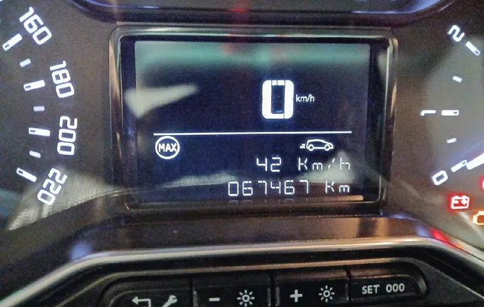 CITROEN C3 AIRCROSS PureTech 110 S&S BVM6 Rip Curl photo 10 944320