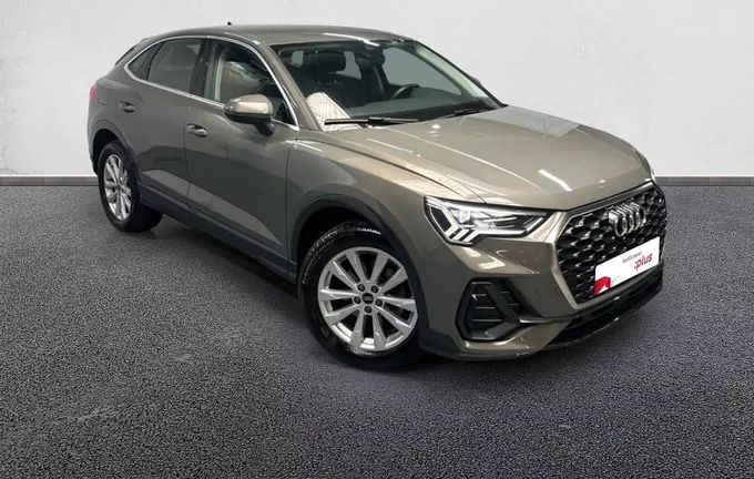 AUDI Q3 Sportback 35 TFSI 150 ch S tronic 7 Design extérieur trois quart avant droit 2130083