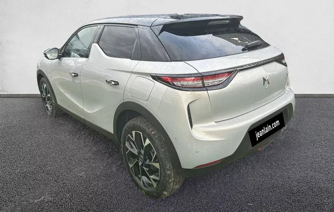DS DS3 DS 3 E-Tense Étoile extérieur trois quart arrière gauche 000426