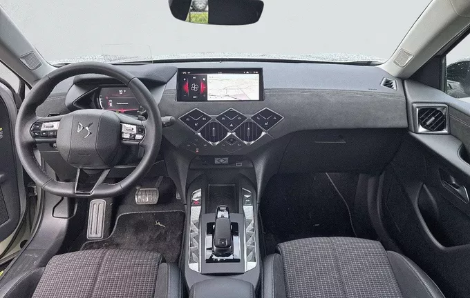 DS DS3 DS 3 E-Tense Étoile photo 18 000426