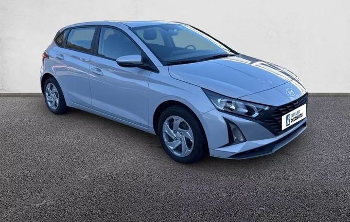 HYUNDAI I20 1.2 79 Initia extérieur trois quart avant droit 13697