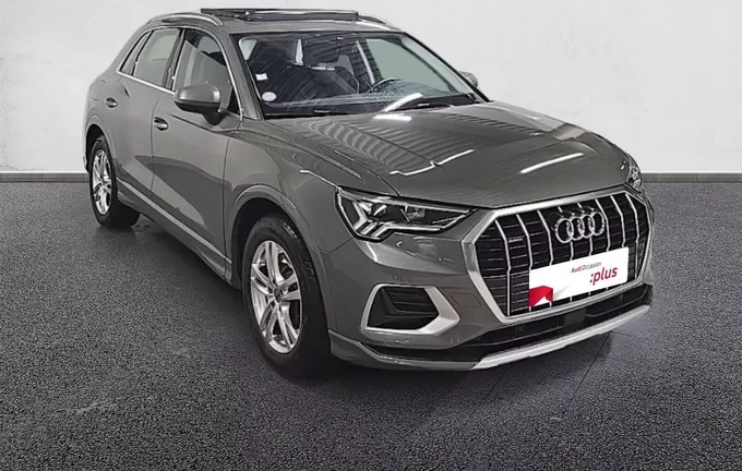 AUDI Q3 40 TFSI 190 ch S tronic 7 Quattro Design Luxe extérieur trois quart avant droit 2126152