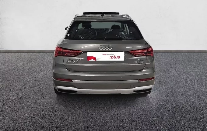 AUDI Q3 40 TFSI 190 ch S tronic 7 Quattro Design Luxe extérieur arrière 2126152
