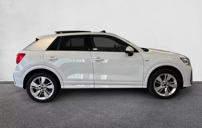 AUDI Q2 30 TDI 116 S tronic 7 S line extérieur côté droit 2128842