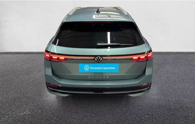 VOLKSWAGEN PASSAT 2.0 TDI EVO SCR 150 DSG7 Elegance extérieur côté gauche 2132700