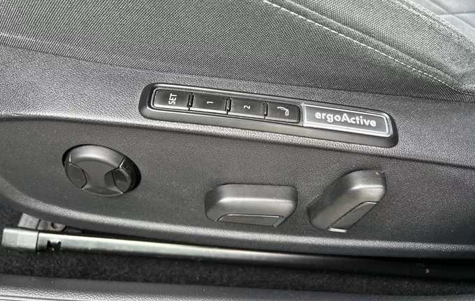 VOLKSWAGEN GOLF SW 2.0 TDI SCR 115 DSG7 Style photo 15 212119