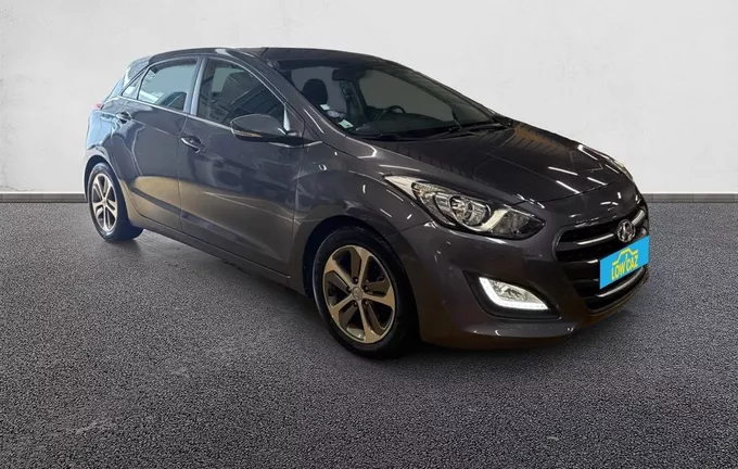 HYUNDAI I30 1.6 GDi 135 Blue Drive Creative extérieur trois quart avant droit 213493