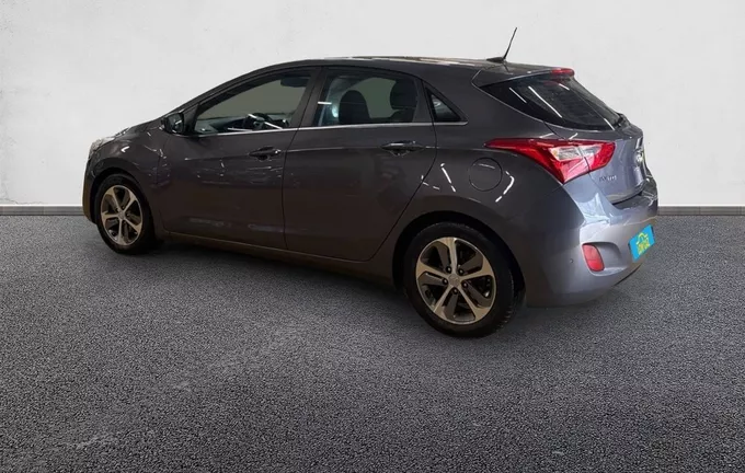 HYUNDAI I30 1.6 GDi 135 Blue Drive Creative extérieur trois quart arrière gauche 213493