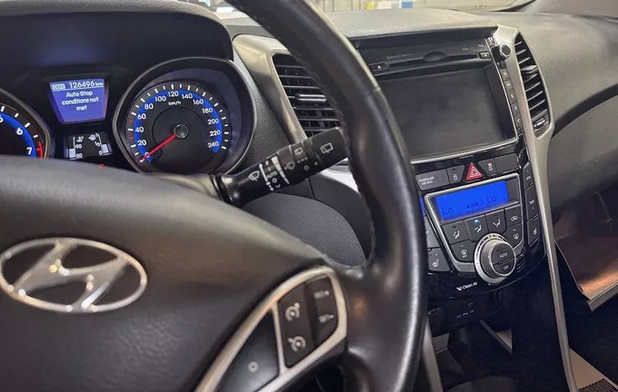 HYUNDAI I30 1.6 GDi 135 Blue Drive Creative photo 12 213493