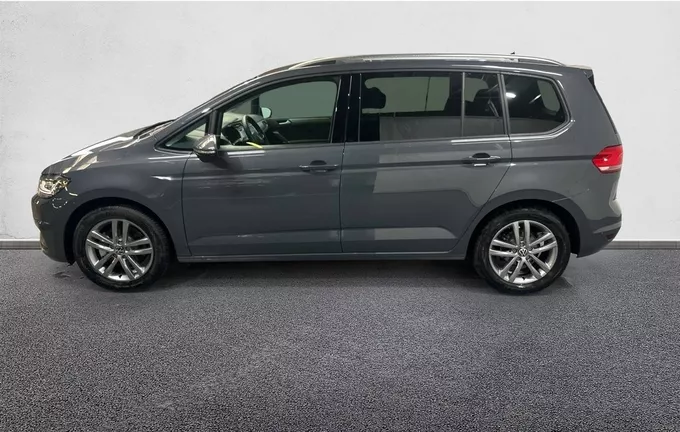 VOLKSWAGEN TOURAN 1.5 TSI EVO 150 BVM6 7pl VW Edition extérieur trois quart arrière gauche 2131856