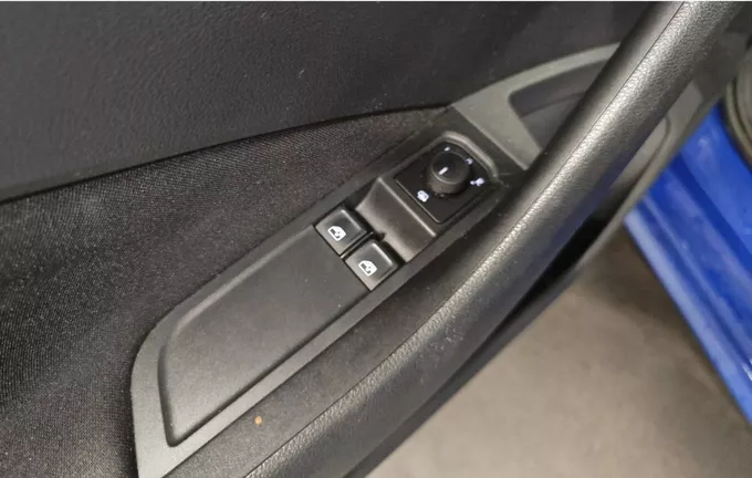 SKODA KAMIQ 1.0 TSI 95 ch BVM5 Active photo 18 2131202