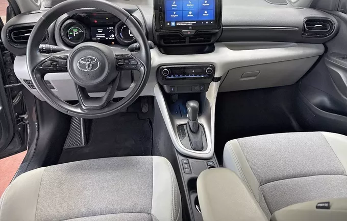 TOYOTA YARIS Hybride 116h Iconic photo 18 1103418