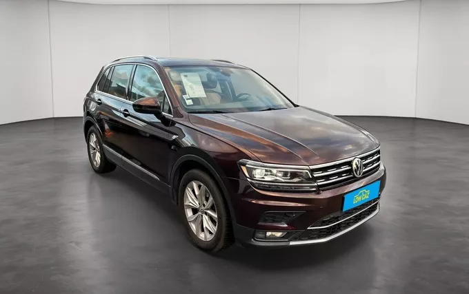 VOLKSWAGEN TIGUAN 1.5 TSI EVO 150 DSG7 Carat extérieur trois quart avant droit 213725