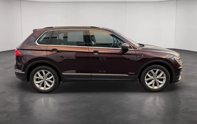 VOLKSWAGEN TIGUAN 1.5 TSI EVO 150 DSG7 Carat extérieur côté droit 213725