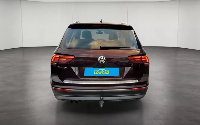 VOLKSWAGEN TIGUAN 1.5 TSI EVO 150 DSG7 Carat extérieur arrière 213725