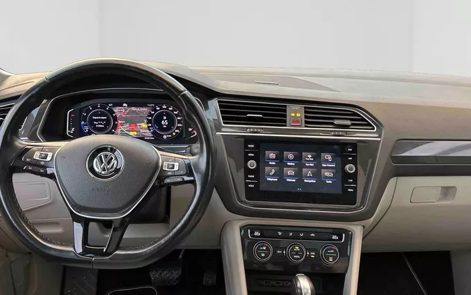 VOLKSWAGEN TIGUAN 1.5 TSI EVO 150 DSG7 Carat photo 15 213725
