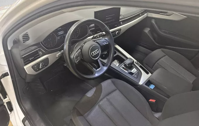 AUDI A4 Avant 35 TFSI 150 S tronic 7 photo 11 213403