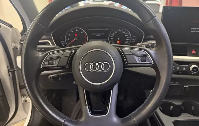 AUDI A4 Avant 35 TFSI 150 S tronic 7 photo 12 213403