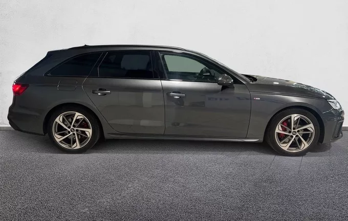 AUDI A4 Avant 40 TFSI 204 S tronic 7 Quattro Competition extérieur côté droit 2130990